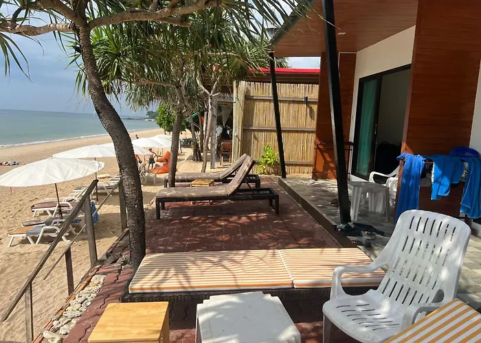 Lanta Seafront Resort