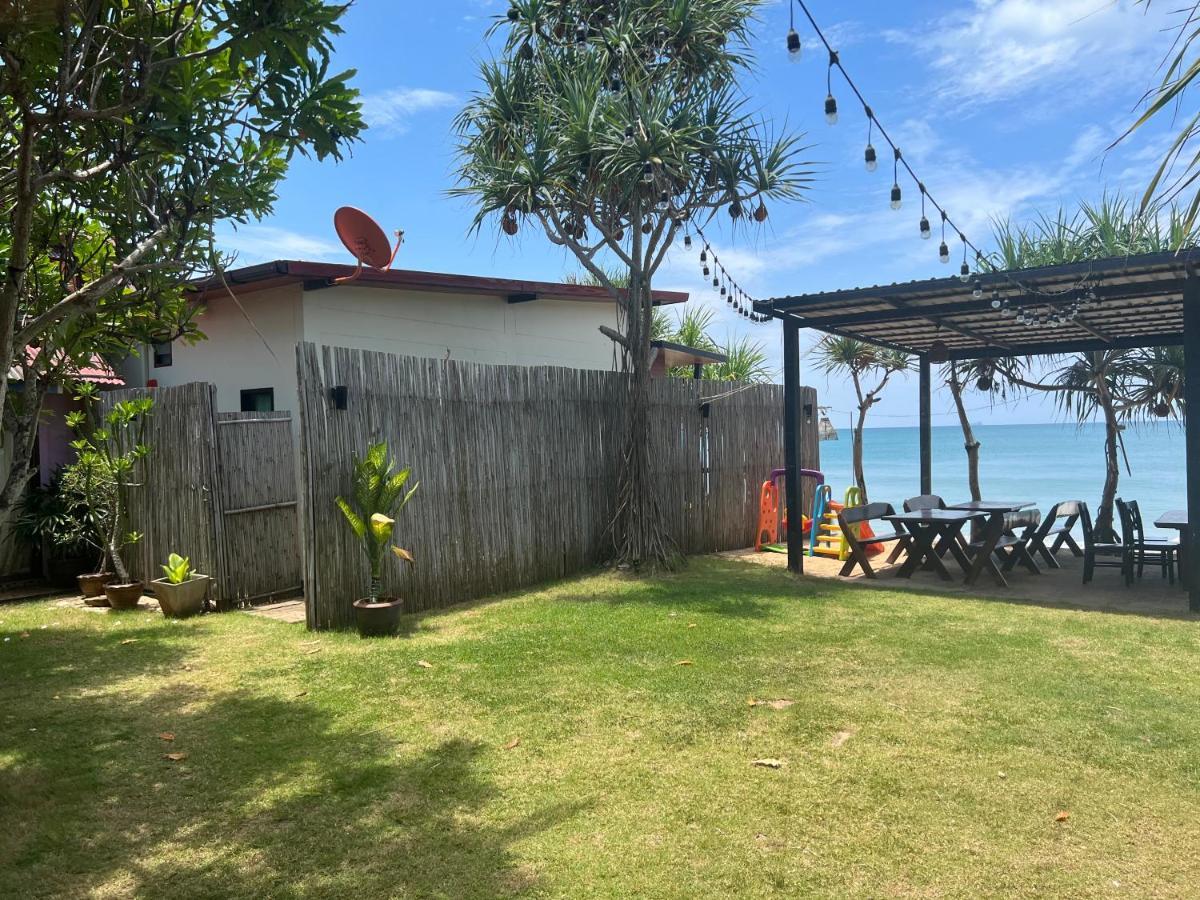 Lanta Seafront Tempat peranginan