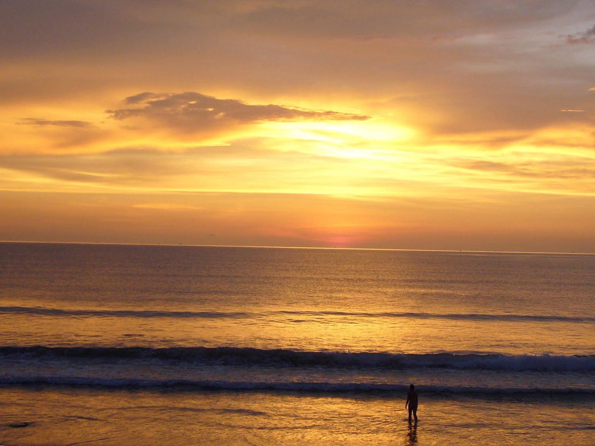 Tempat peranginan Lanta Seafront 3*